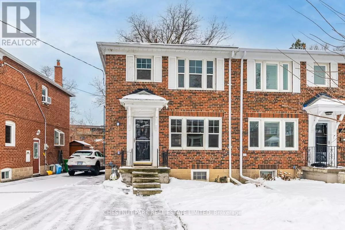 Toronto (leaside), ON M4G2N4,21 THURSFIELD CRESCENT