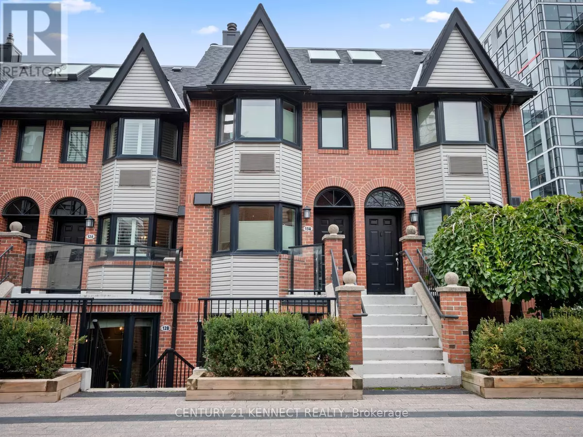 Toronto (waterfront Communities), ON M5V2X5,570 Wellington ST West #13A