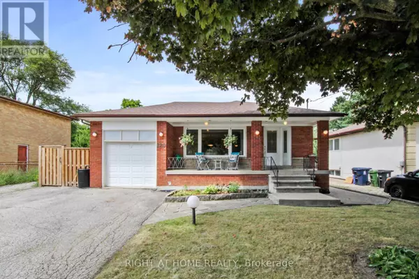 Toronto (newtonbrook West), ON M2M1K6,220 HOMEWOOD AVENUE