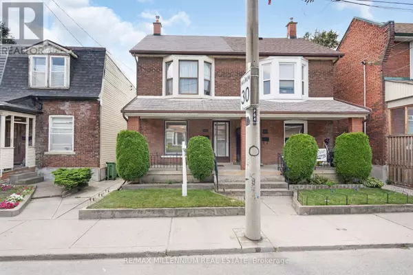 250 STERLING ROAD, Toronto (dufferin Grove), ON M6R2B9