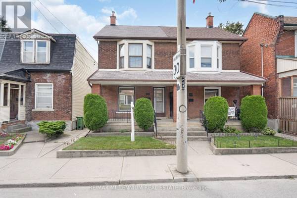 250 STERLING ROAD, Toronto (dufferin Grove), ON M6R2B9