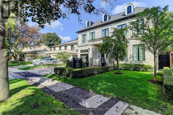 Toronto (st. Andrew-windfields), ON M2P1W3,42 FOURSOME CRESCENT