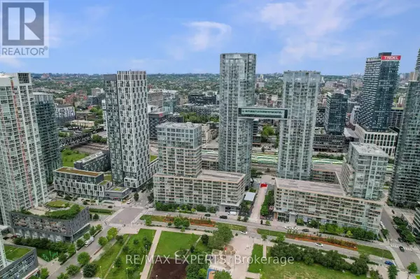 Toronto (waterfront Communities), ON M5V4B2,151 Dan Leckie WAY #1505