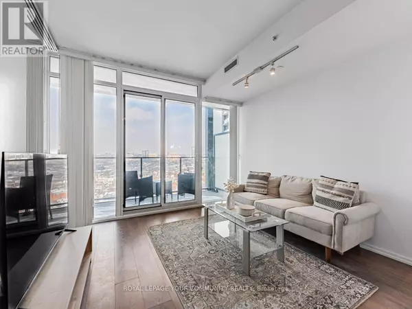 Toronto (waterfront Communities), ON M5V0M2,125 Peter ST #1604