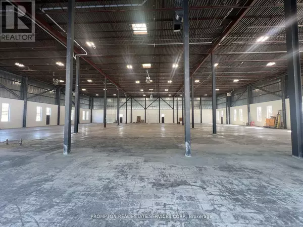 Toronto (banbury-don Mills), ON M3C2H2,35-37 PRINCE ANDREW PLACE