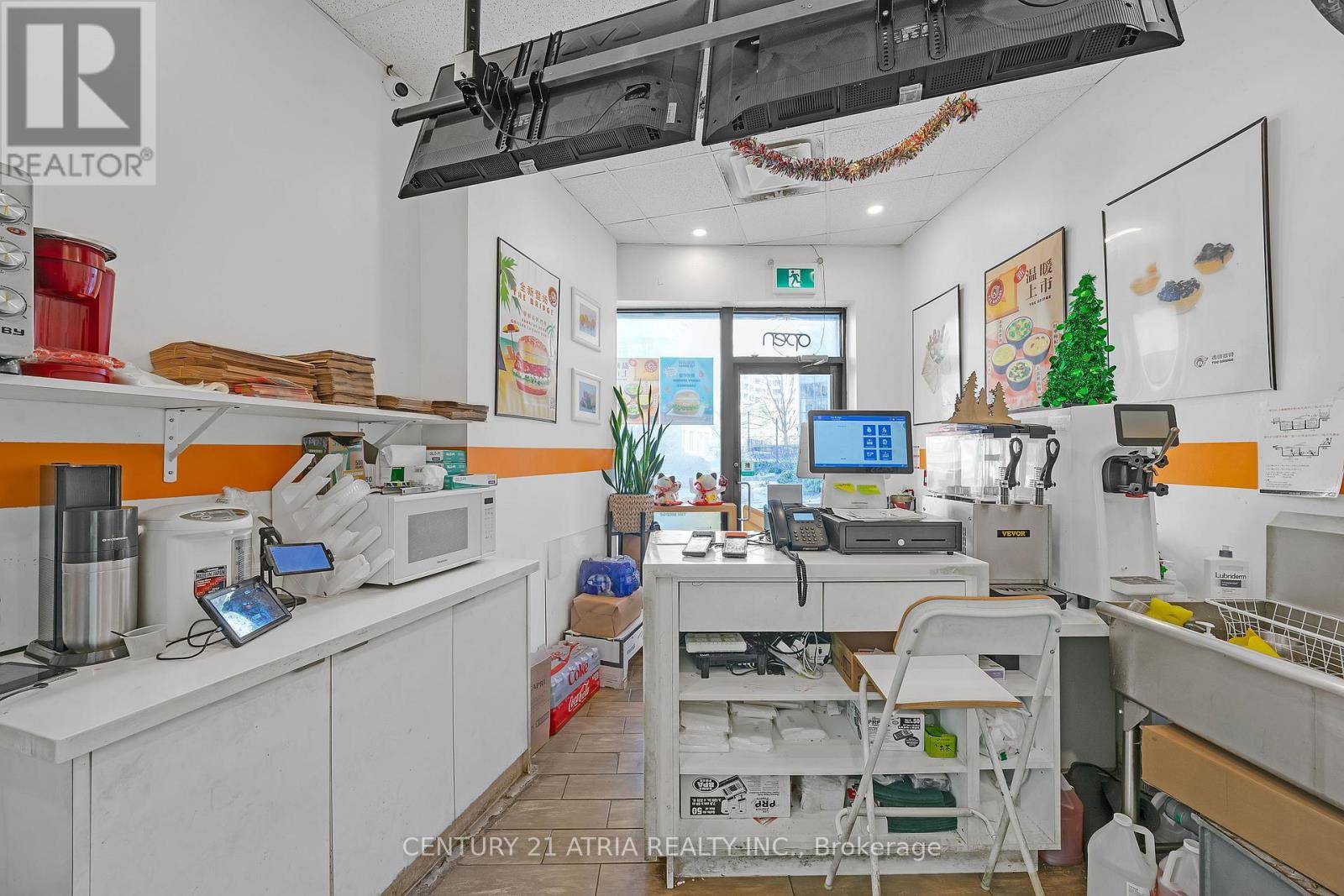Toronto (willowdale East), ON M2N7A2,15 Northtown WAY #19