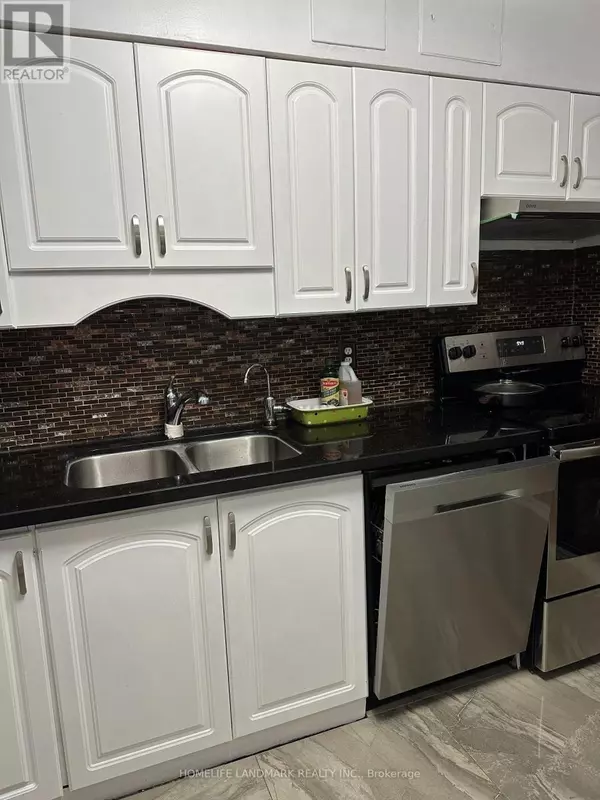 Toronto (parkwoods-donalda), ON M3A2A2,1360 York Mills RD #809