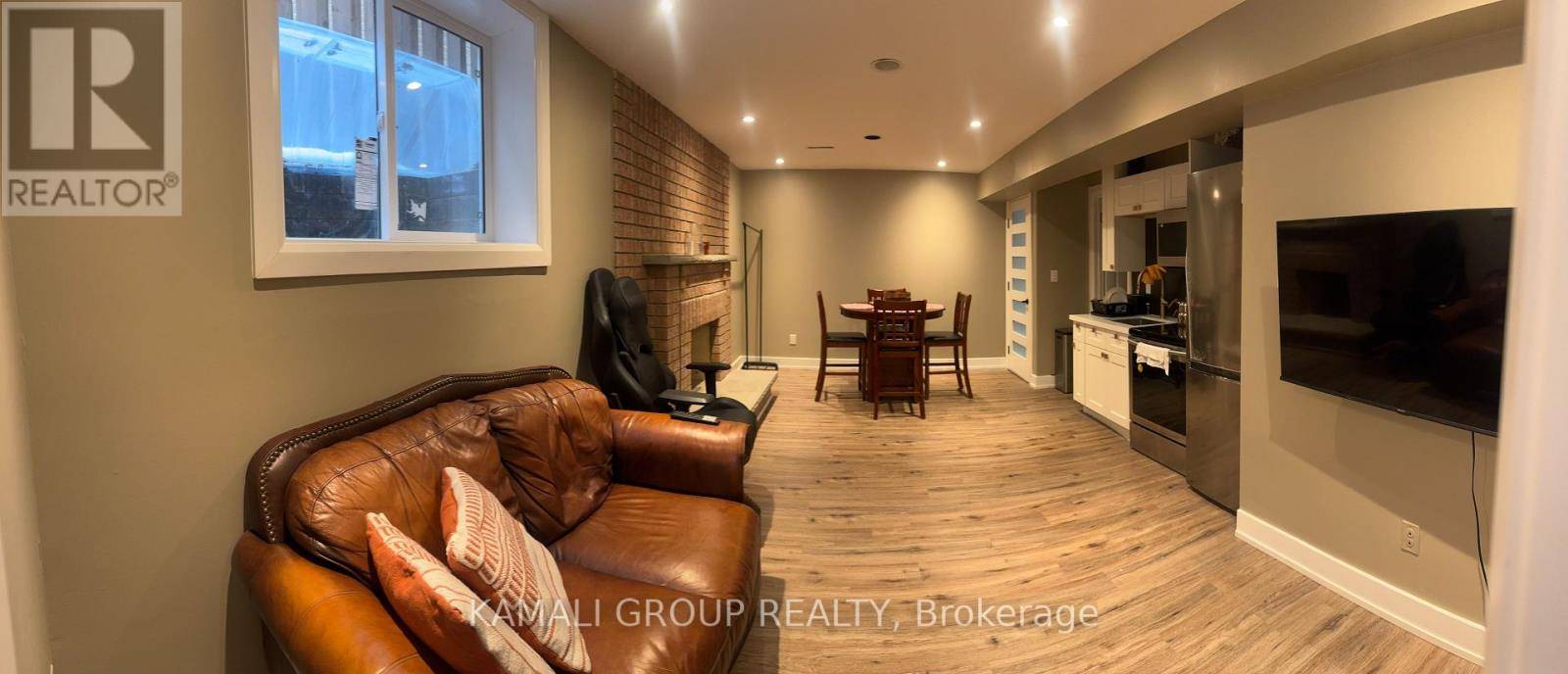Toronto (newtonbrook East), ON M2M2N1,116 Newton DR #Basement