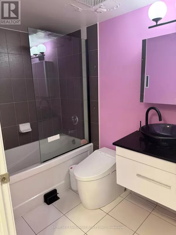 Toronto (newtonbrook East), ON M2M0A8,5791 Yonge ST #2107
