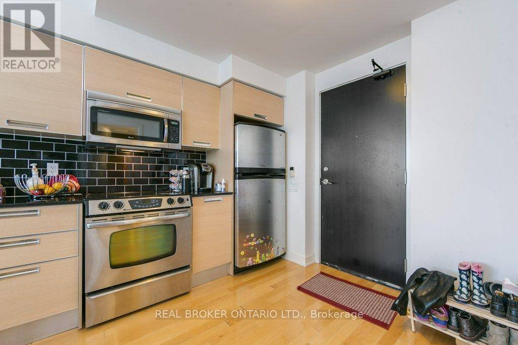 Toronto (church-yonge Corridor), ON M4Y0A2,33 Charles ST East #3501