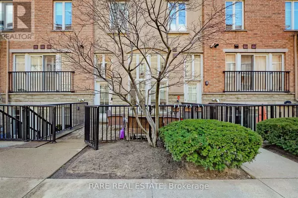 Toronto (niagara), ON M6K3N9,38 Western Battery RD #612