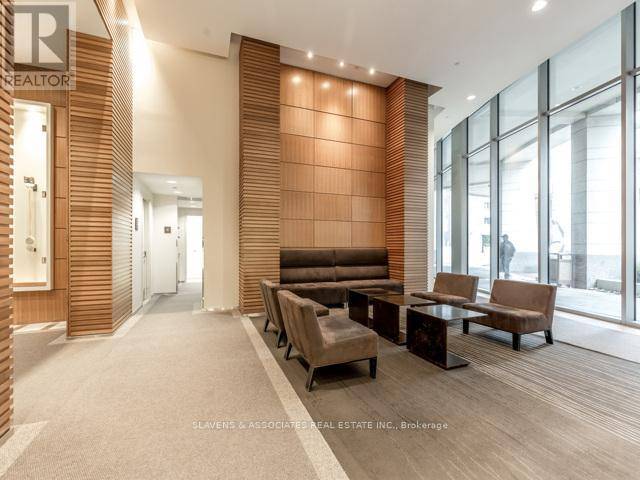 Toronto (mount Pleasant West), ON M4S3H8,2191 Yonge ST #2308