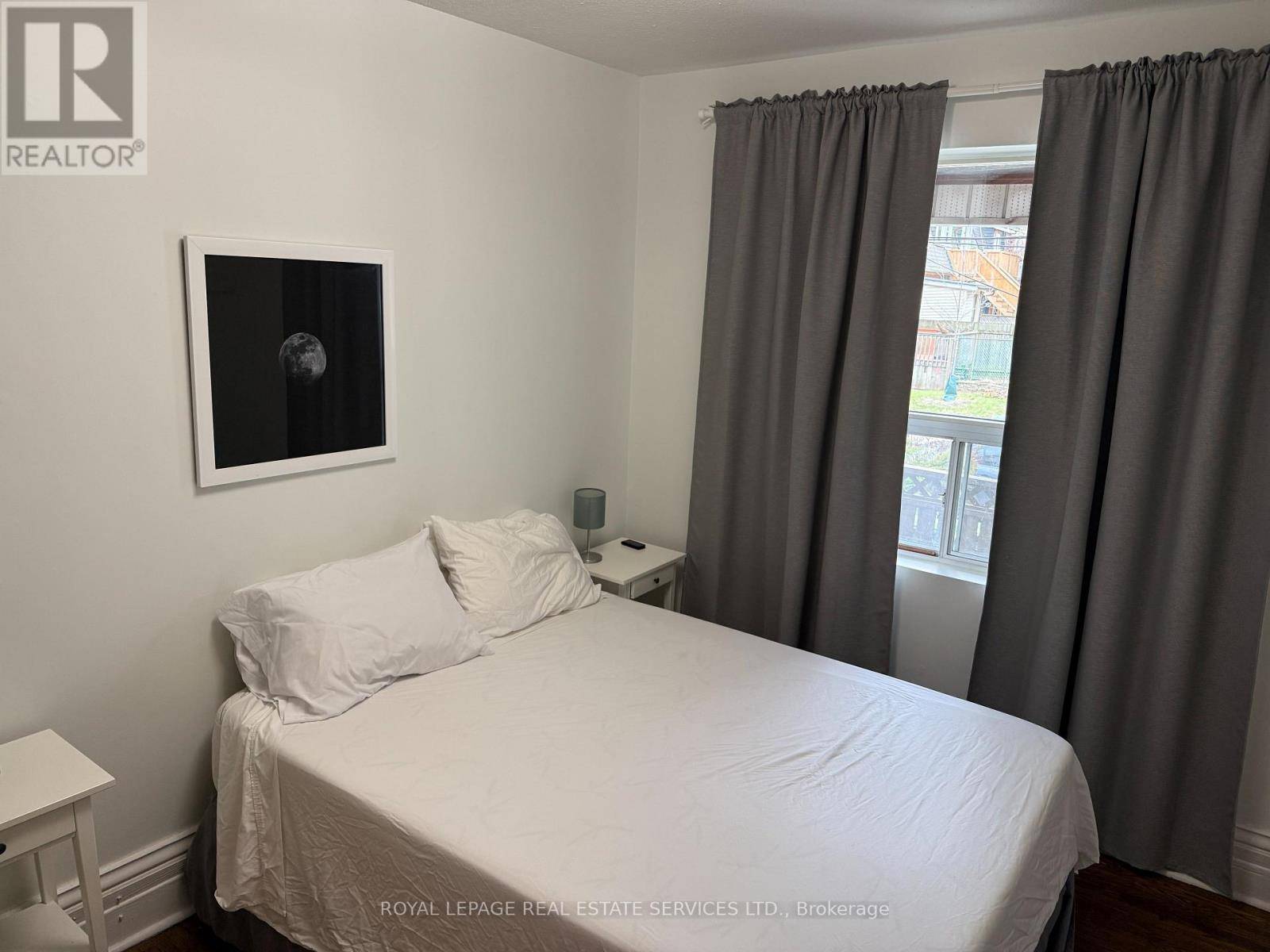 Toronto (annex), ON M6G2S4,913 Palmerston Ave AVE #Main