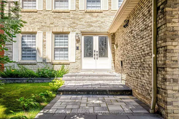 Toronto (westminster-branson), ON M2R3S7,267 HIDDEN TRAIL