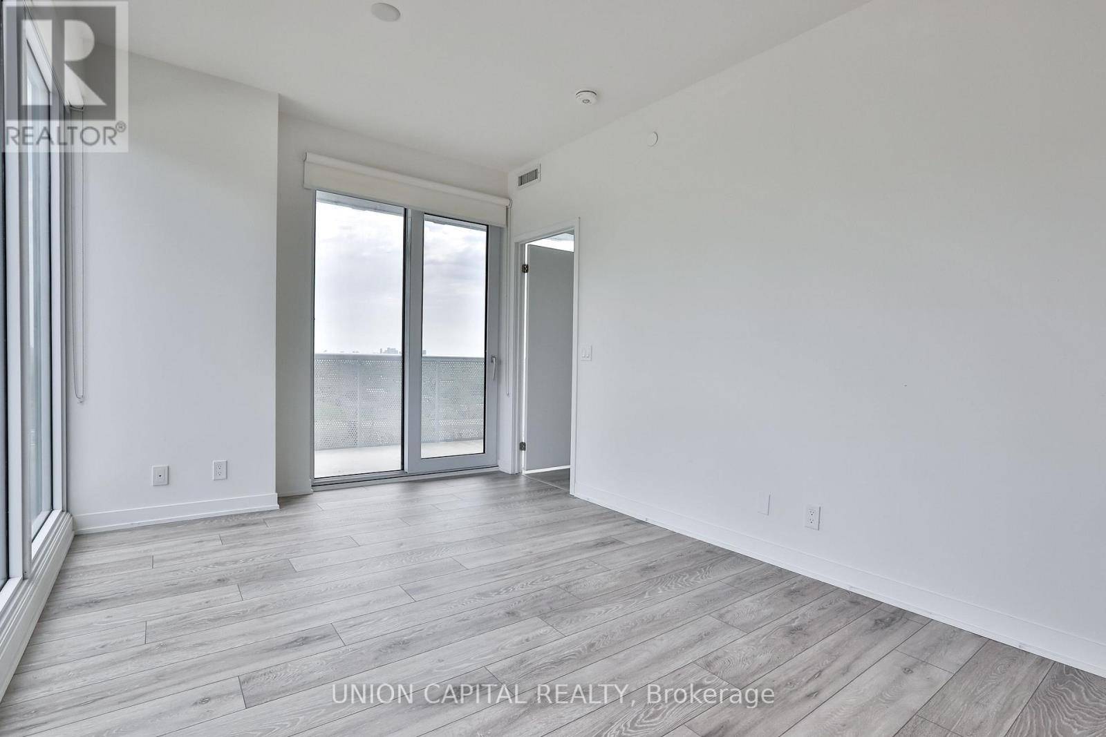 Toronto (willowdale East), ON M2N0L4,15 Holmes AVE #1108