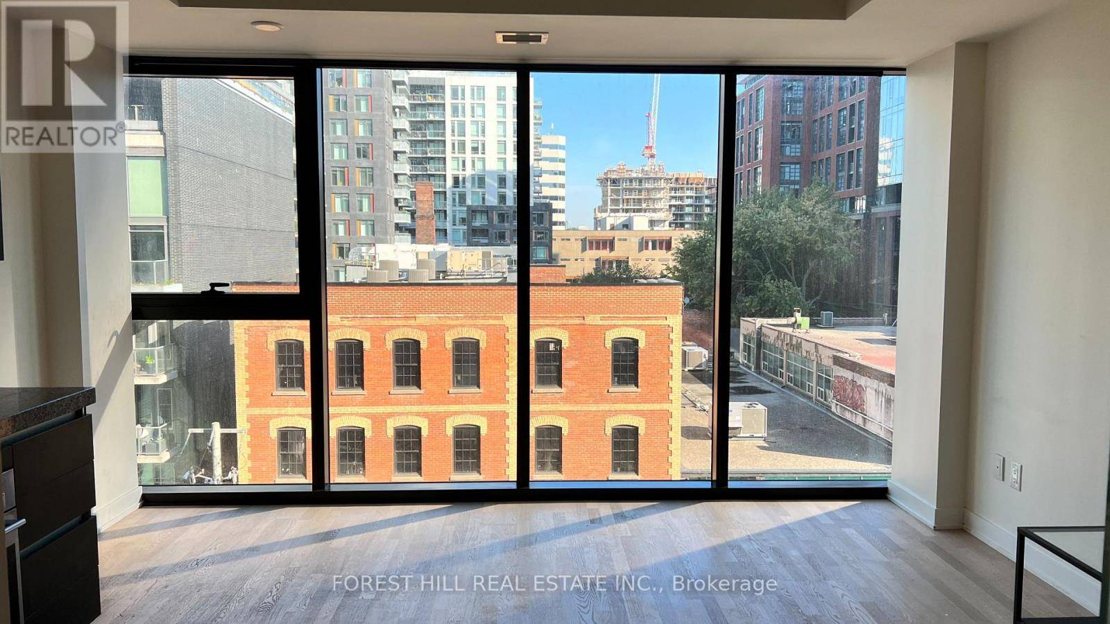 Toronto (waterfront Communities), ON M5V0G9,629 King ST West #528