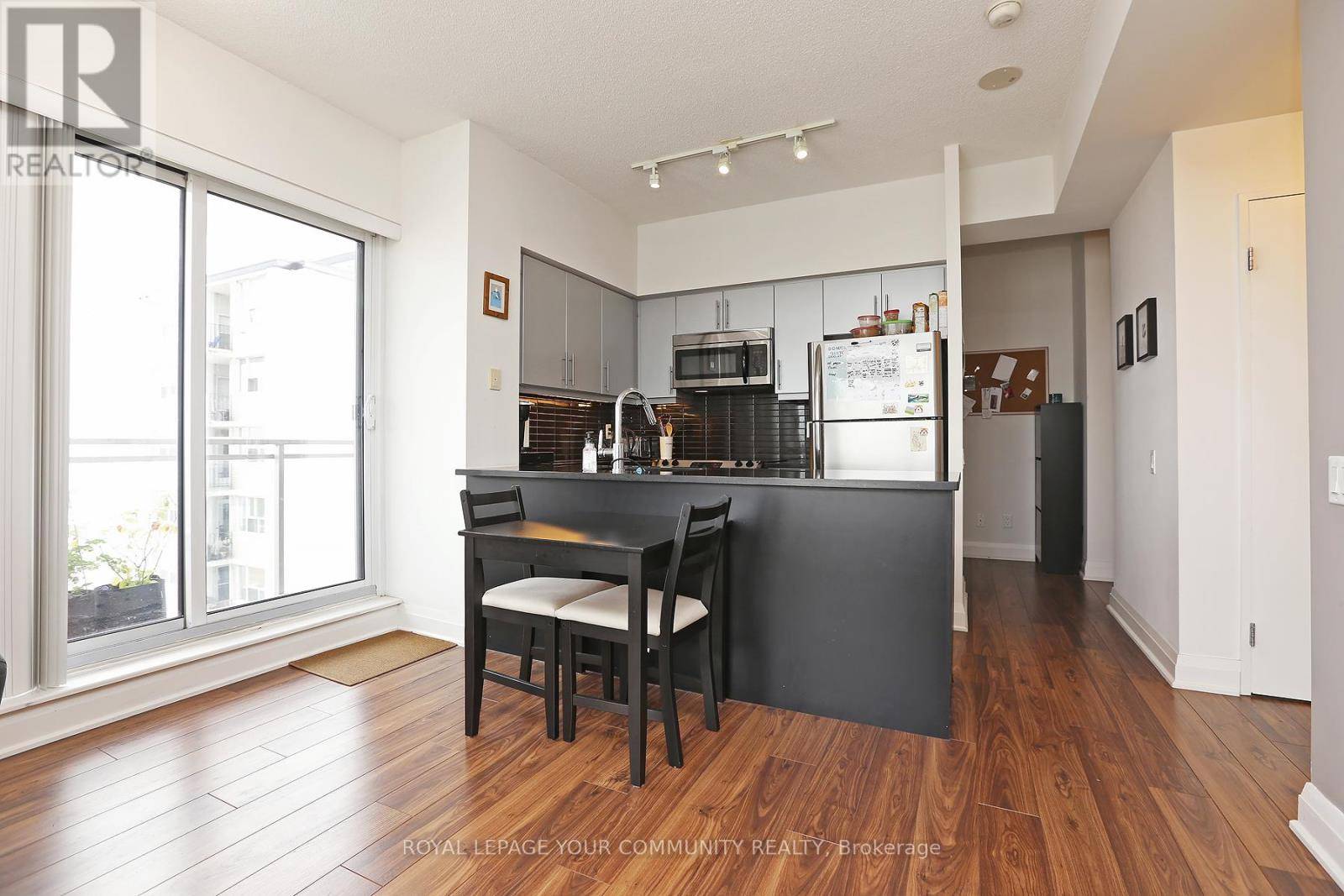 Toronto (mount Pleasant West), ON M4S2J9,83 Redpath AVE #1502