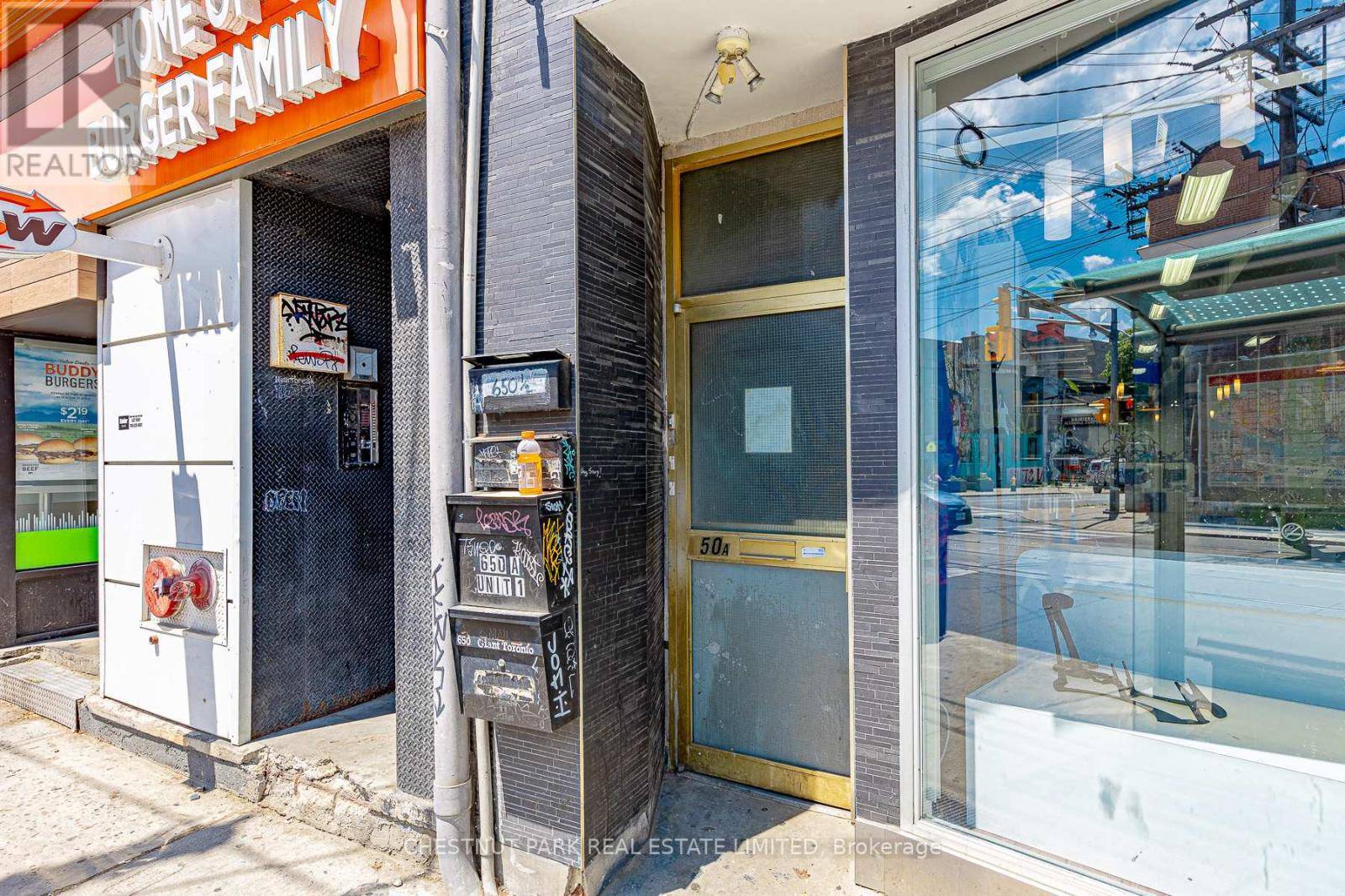Toronto (trinity-bellwoods), ON M6J1E4,650A Queen ST West ##2