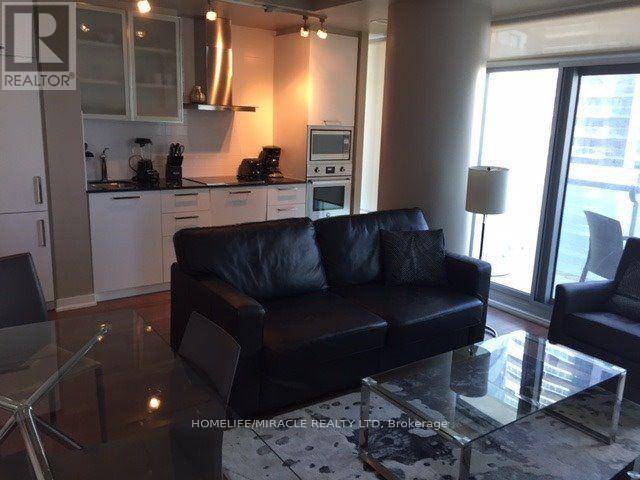 Toronto (waterfront Communities), ON M5J0A9,14 York ST #1408