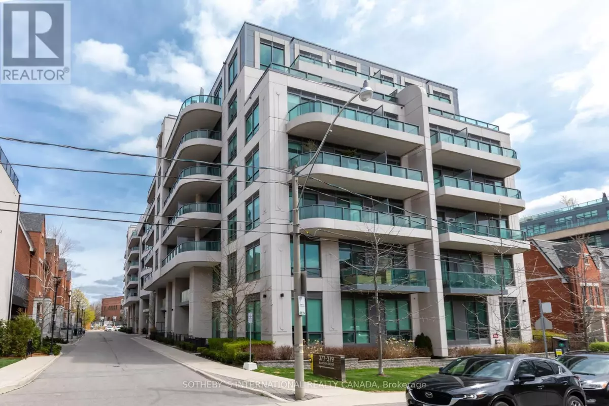 Toronto (casa Loma), ON M4V2W7,377 Madison AVE #424
