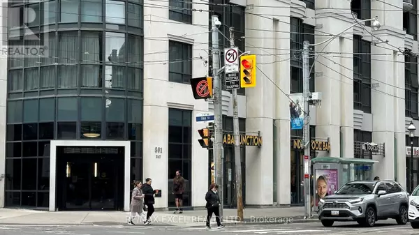 801 Bay ST #3 & 4, Toronto (bay Street Corridor), ON M5S1Y9
