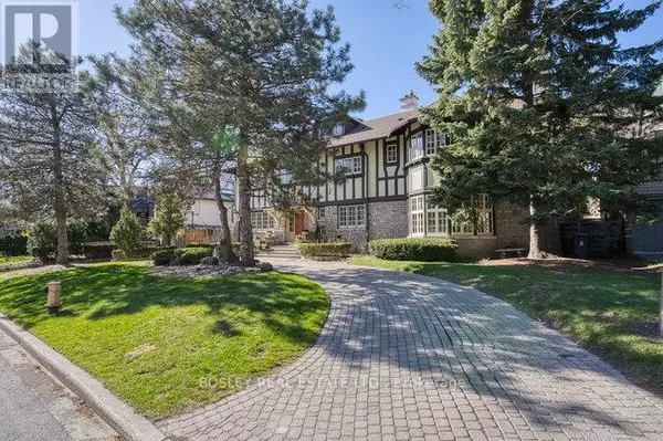 Toronto (rosedale-moore Park), ON M4W3A3,40 CASTLE FRANK CRESCENT