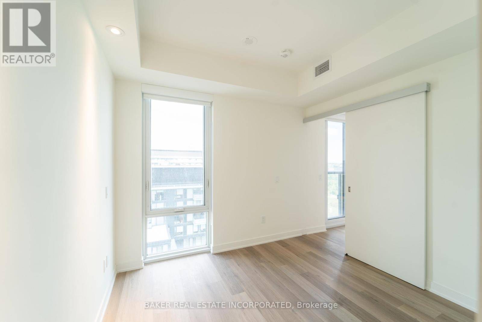 Toronto (waterfront Communities), ON M5A1C8,181 Mill ST #1106
