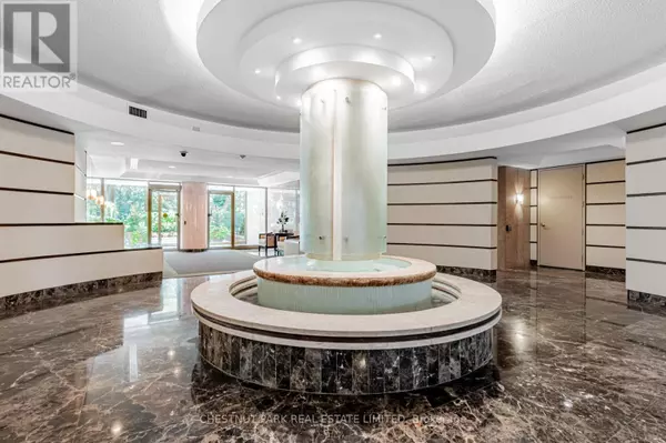 Toronto (annex), ON M5R3P6,95 Prince Arthur AVE #104