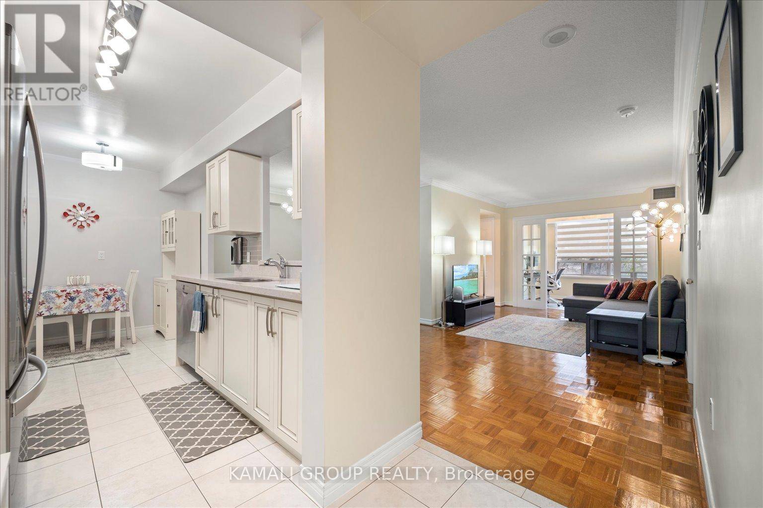 Toronto (willowdale East), ON M2N6V6,88 Grandview WAY #308