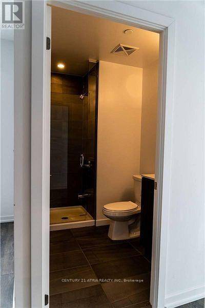 Toronto (henry Farm), ON M2J1M6,56 Forest Manor RD #2707