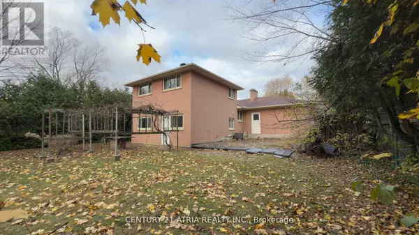 Toronto (st. Andrew-windfields), ON M2L2S5,33 HOPPERTON DRIVE