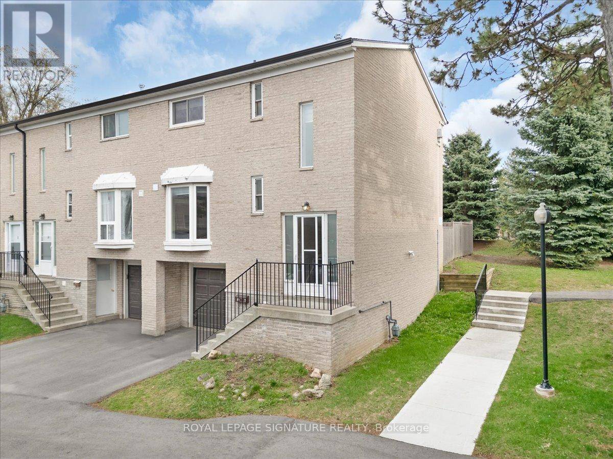 2 Liszt Gate #11, Toronto (hillcrest Village), ON M2H1G7