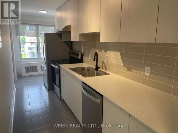 Toronto (forest Hill South), ON M5N1B1,517 Eglinton AVE West #2