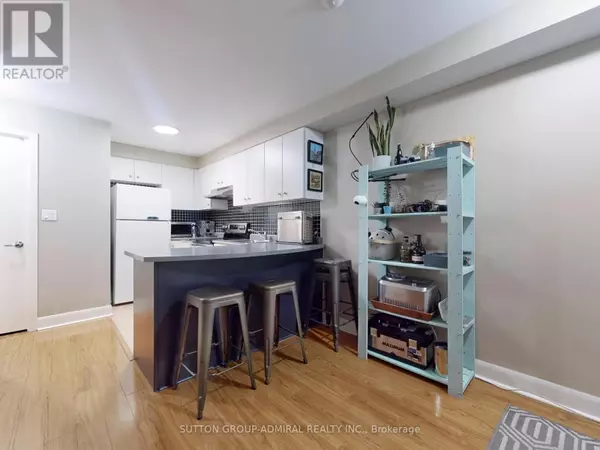 Toronto (cabbagetown-south St. James Town), ON M4Y3C1,415 Jarvis ST #152