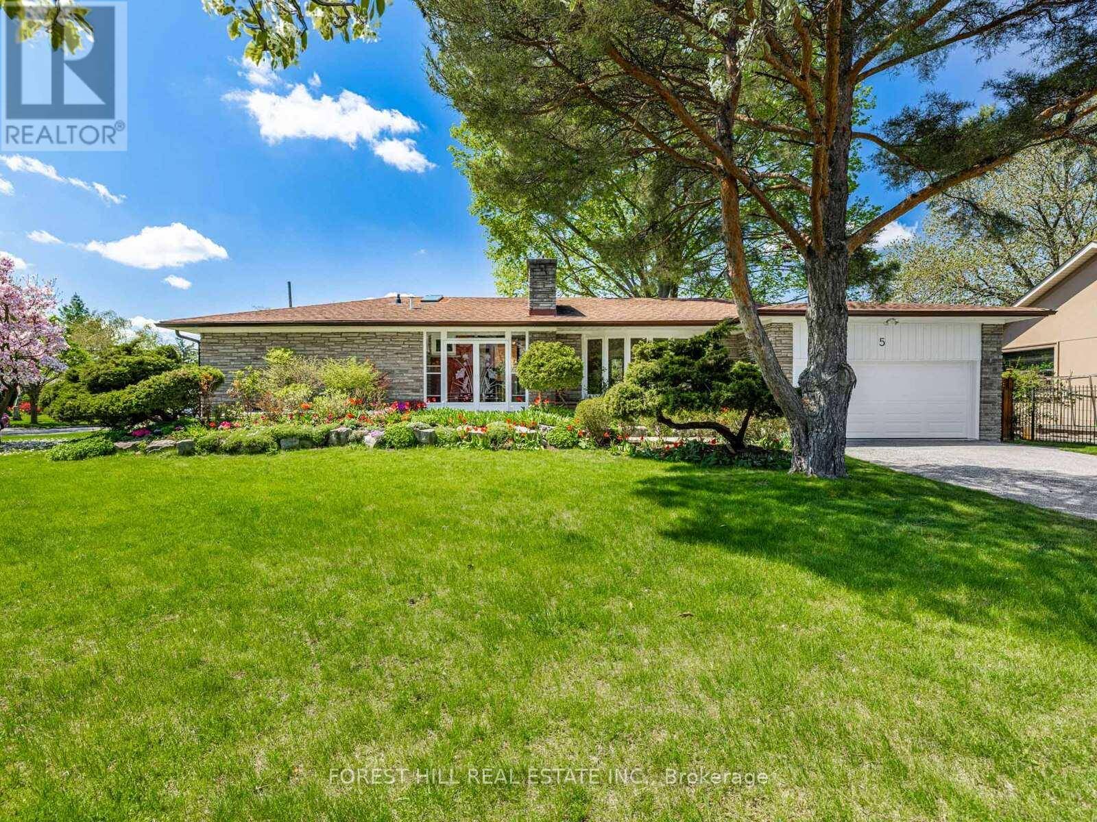 5 PARMBELLE CRESCENT, Toronto (parkwoods-donalda), ON M3A3G5
