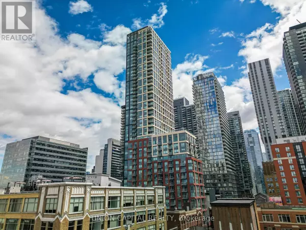 Toronto (waterfront Communities), ON M5V0W2,108 Peter ST #301