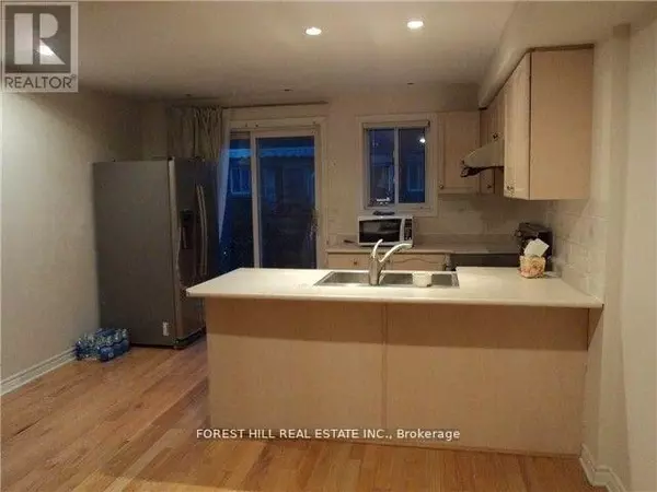 Toronto (moss Park), ON M5A2X4,250 A BERKELEY STREET