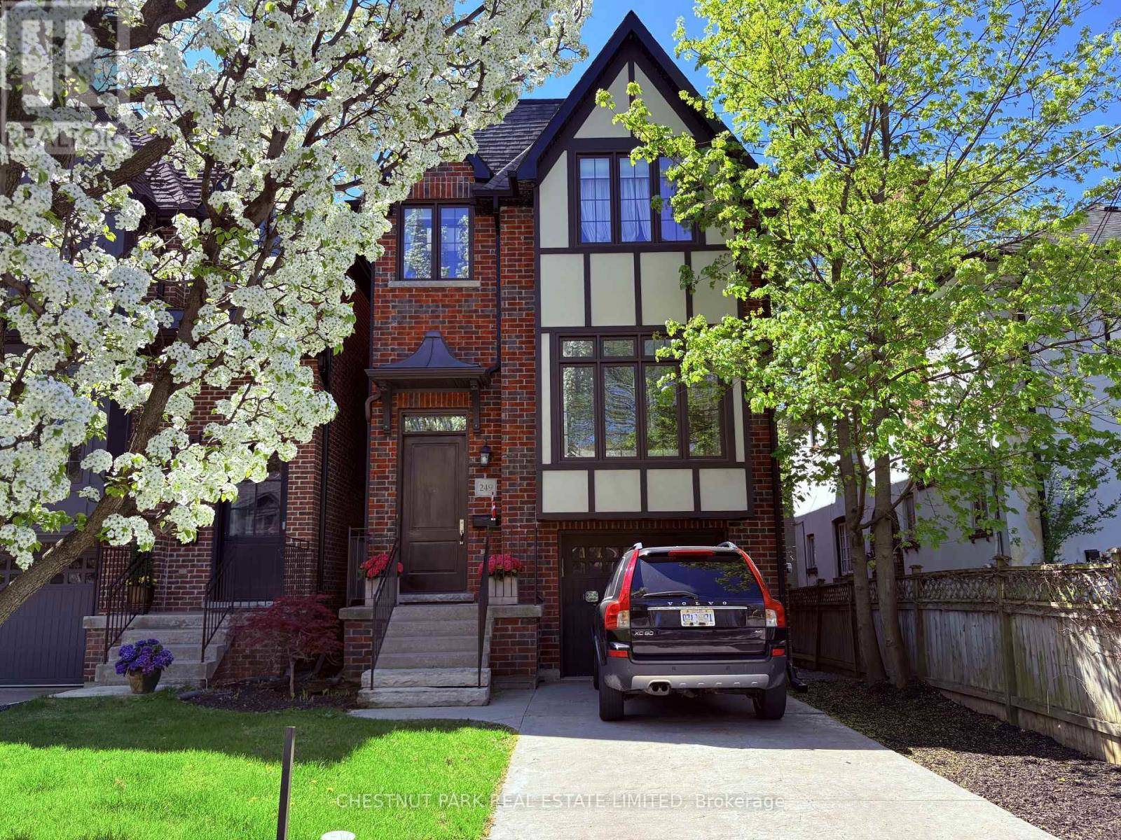 249 SHELDRAKE BOULEVARD, Toronto (mount Pleasant East), ON M4P2B7