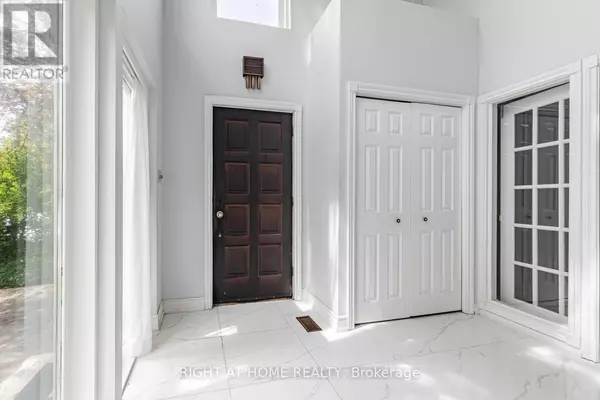 Toronto (newtonbrook East), ON M2M2H7,144 WEDGEWOOD DRIVE