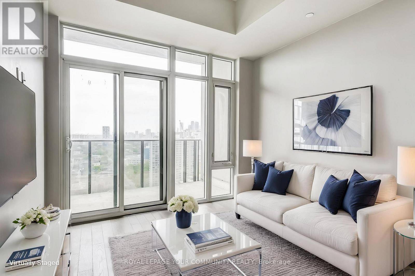 Toronto (waterfront Communities), ON M5V1X2,330 Richmond ST West #2712