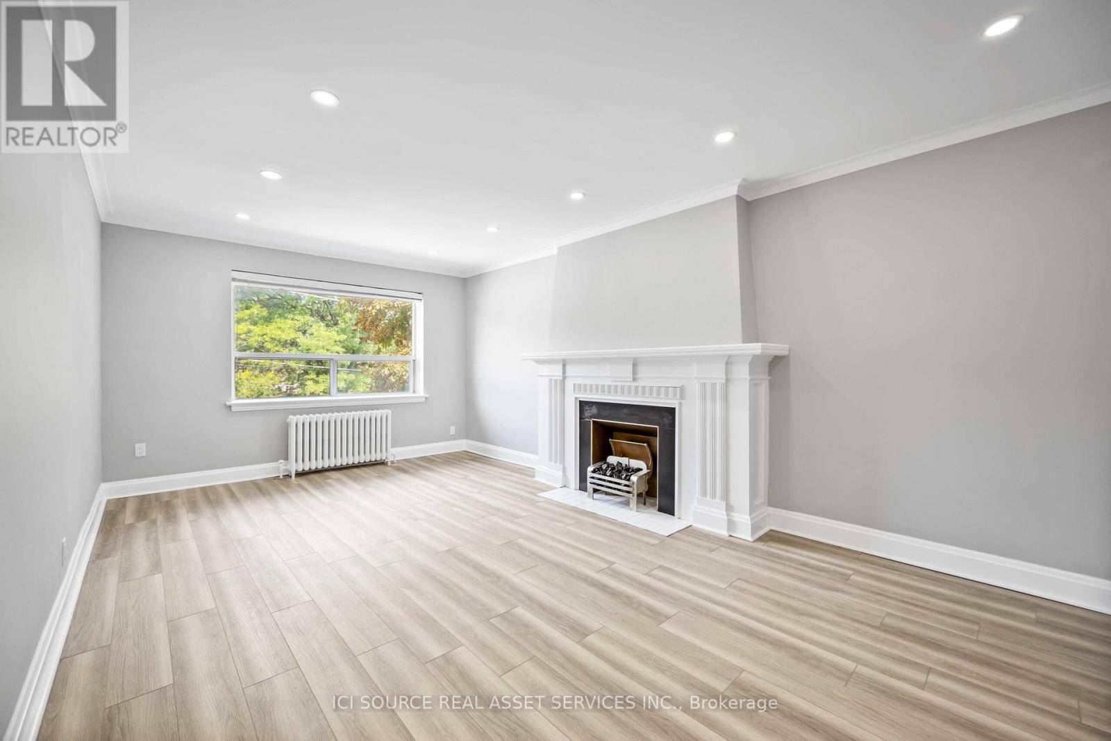 Toronto (lawrence Park South), ON M4R1S8,121 Cheritan AVE #2