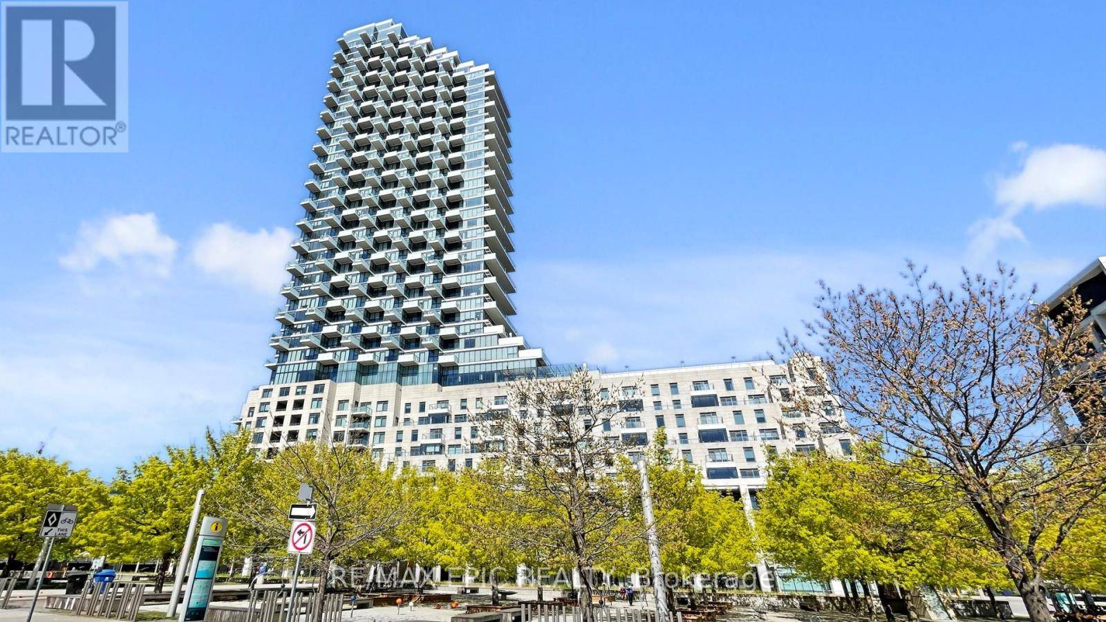 Toronto (waterfront Communities), ON M5A0C9,16 Bonnycastle ST #2307