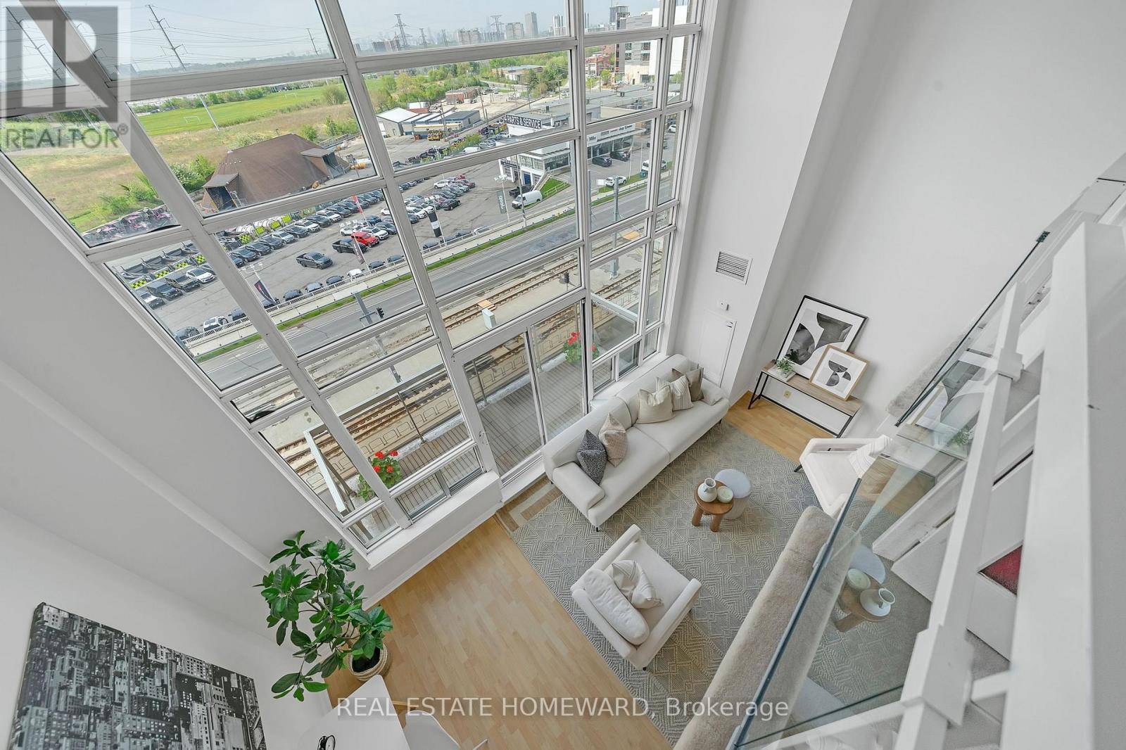 Toronto (victoria Village), ON M4A2X8,1720 East Eglinton AVE East #812