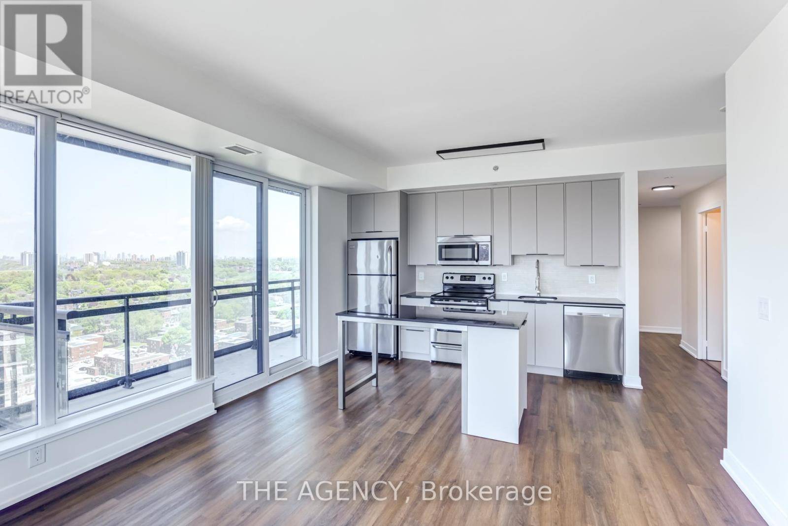 Toronto (regent Park), ON M5A0B9,225 Sackville ST #2009