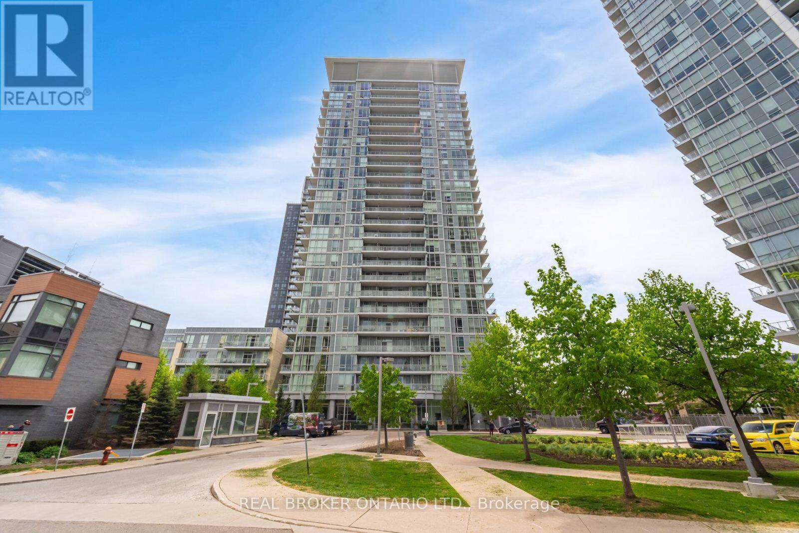 62 Forest Manor RD #306, Toronto (henry Farm), ON M2J1M6