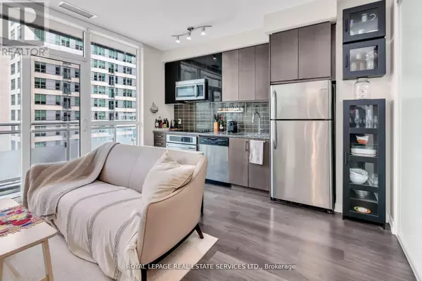 Toronto (mount Pleasant West), ON M4S0A4,89 Dunfield AVE #727