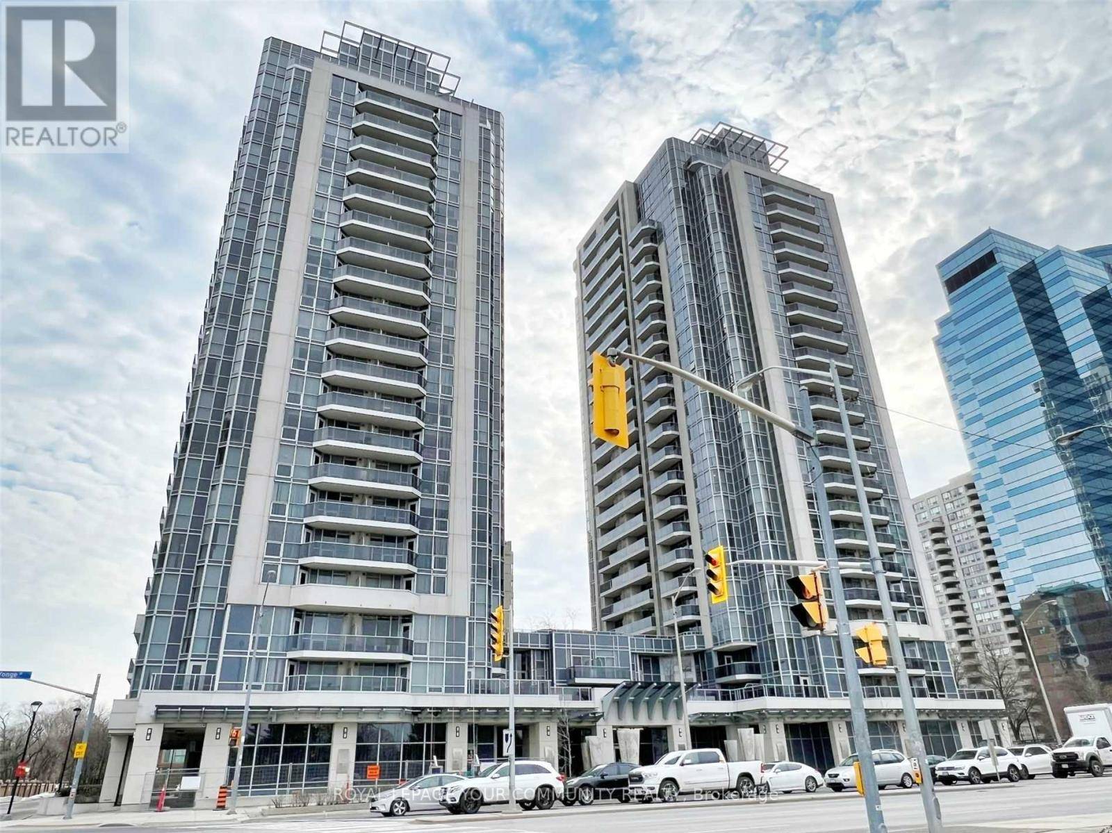 5793 Yonge ST #211, Toronto (newtonbrook East), ON M2M0A9