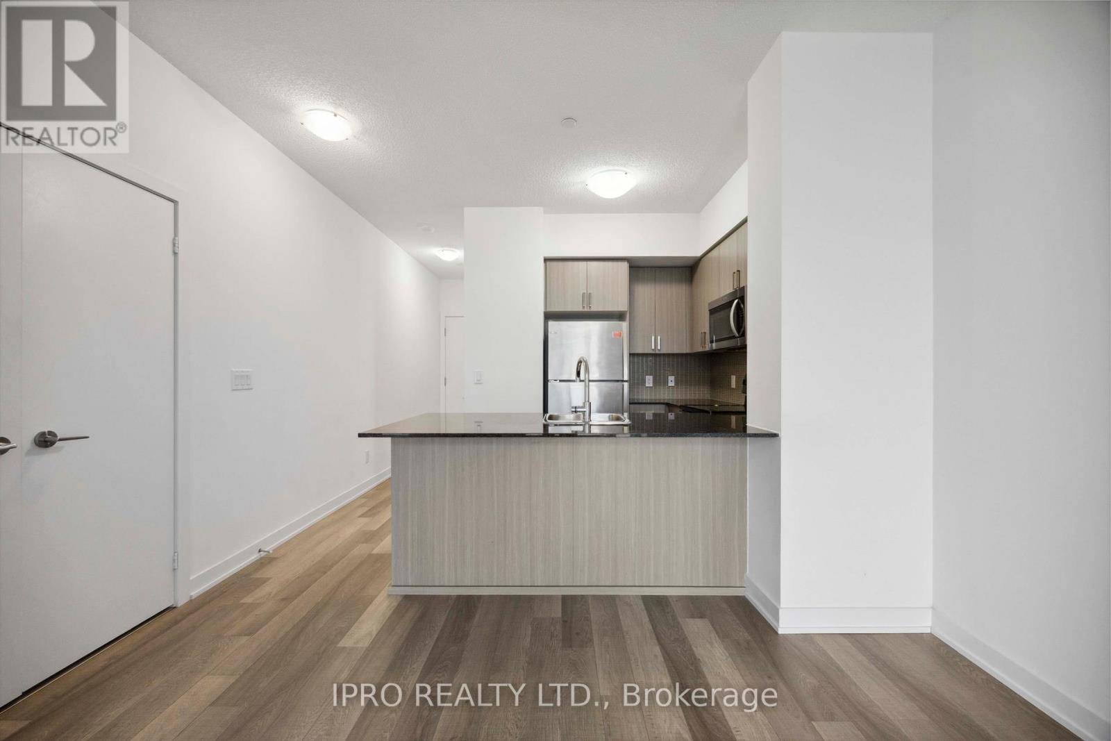 Toronto (oakwood Village), ON M6E2H1,1603 Eglinton AVE West #816