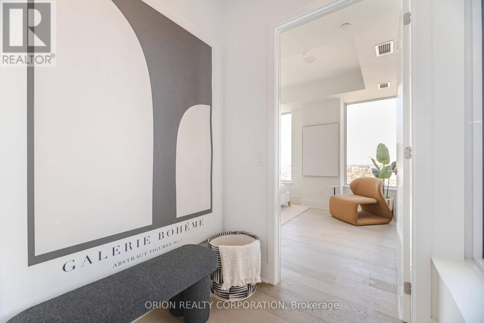 Toronto (annex), ON M4W1L2,11 Yorkville AVE #3204