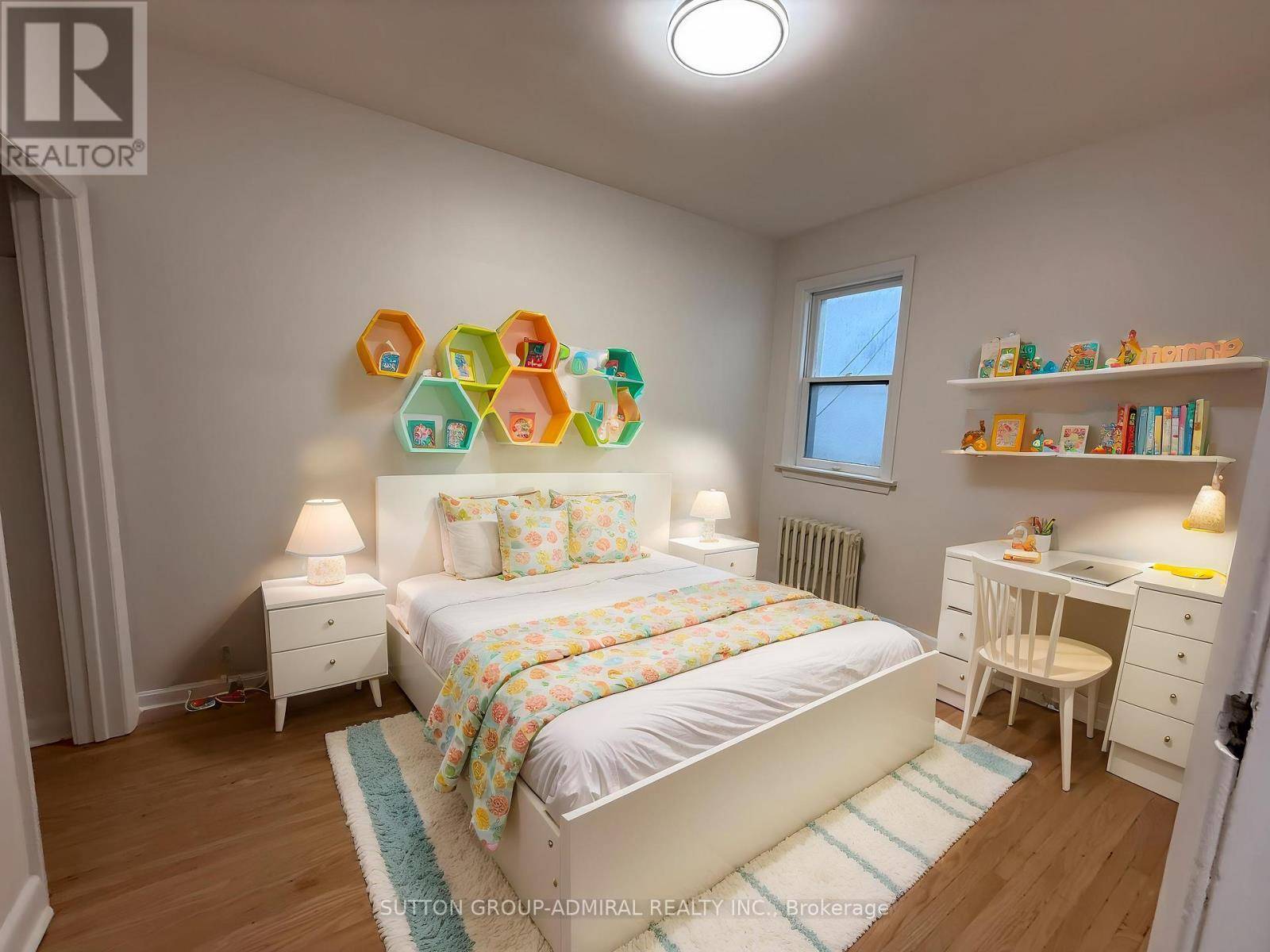 Toronto (willowdale East), ON M2N5P5,5175 Yonge ST #202
